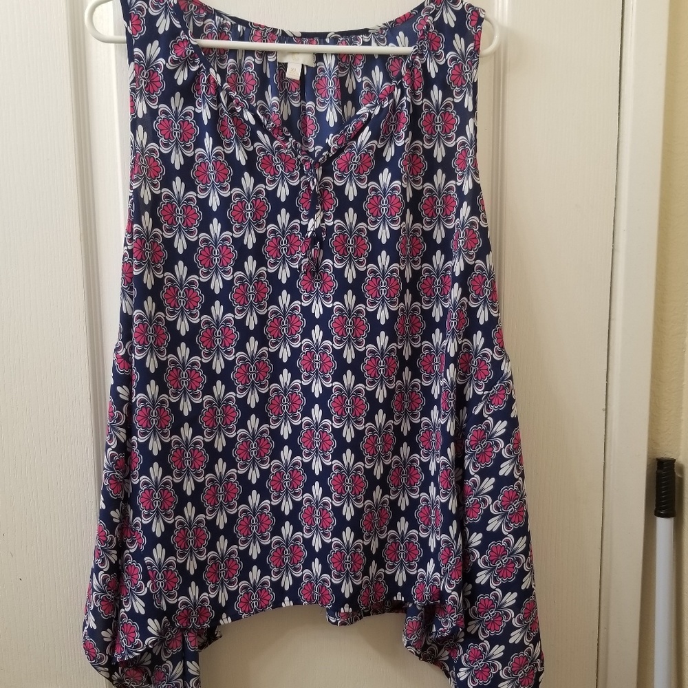 Charming Charlie Sleeveless blouse